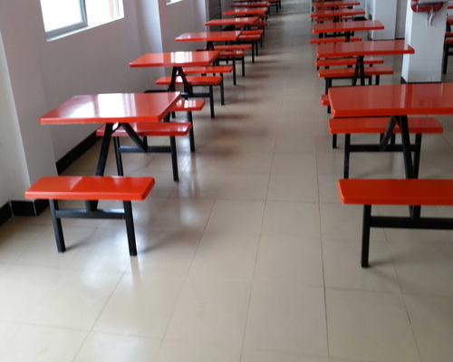 四人長（zhǎng）條餐桌椅 (2)