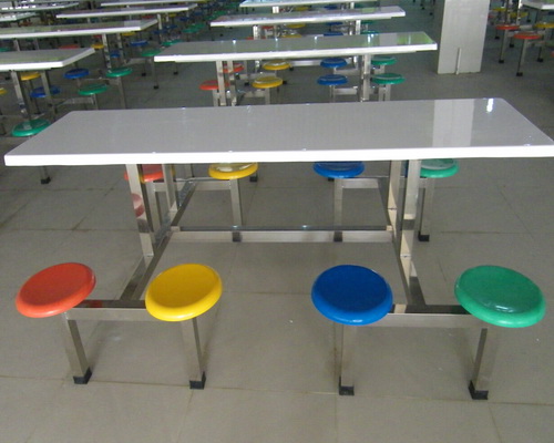 8人圓凳（dèng）不（bú）鏽鋼餐桌