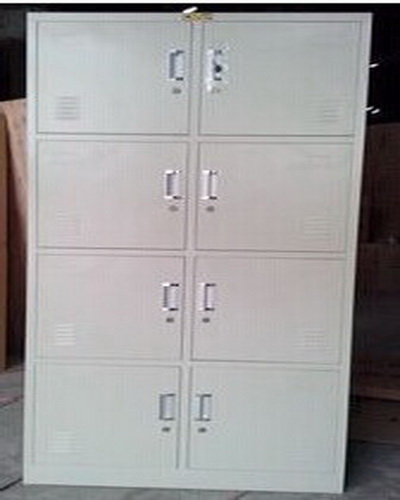 8門（mén）更衣（yī）櫃（guì）