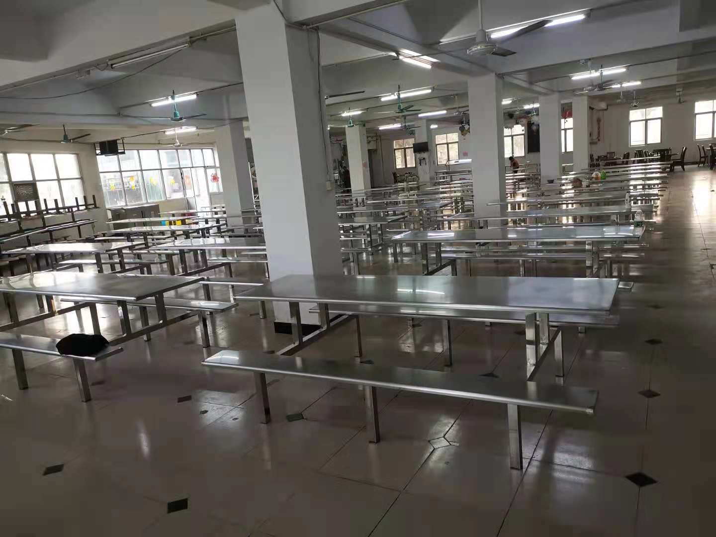 10人位長條不鏽鋼餐桌