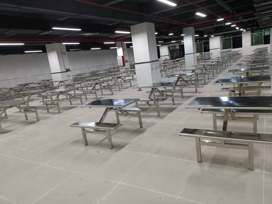 4人位不鏽（xiù）鋼餐桌椅