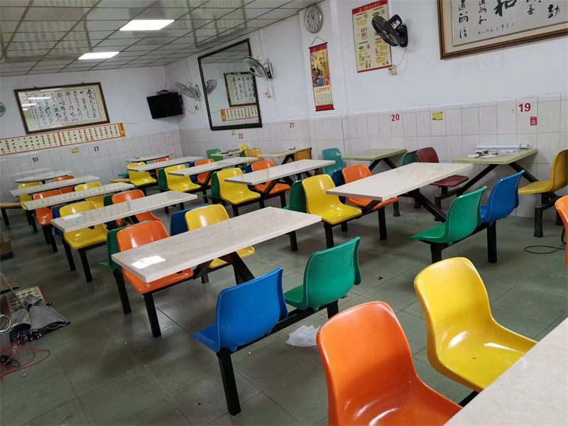 4人玻璃（lí）鋼靠背（bèi）椅（yǐ）餐桌 (8)