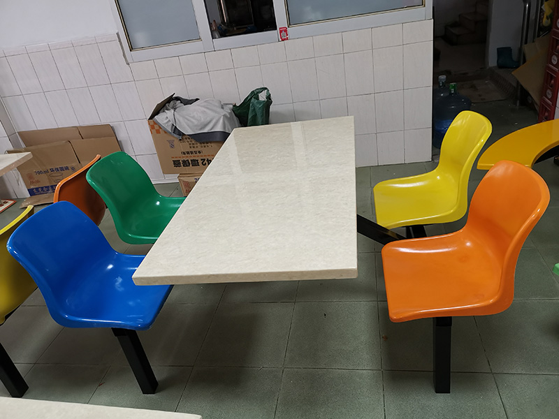 四人靠背椅餐桌 (1)